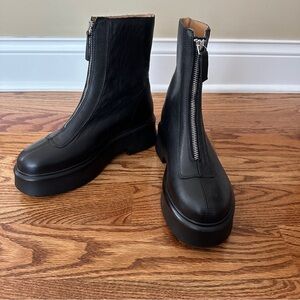 Steve Madden Jones Women's Black Leather Ankle Boots, Sz8.5 New